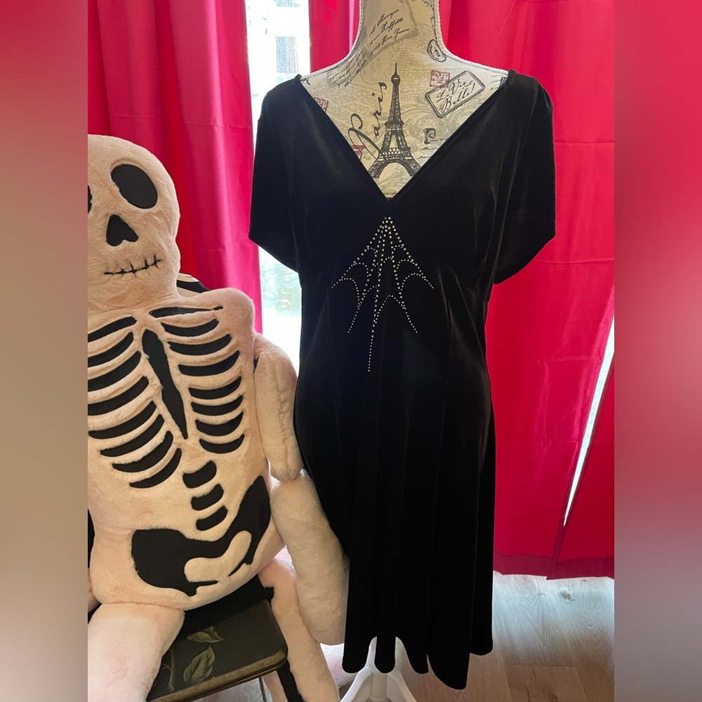 Hell Bunny Elegant Morticia Black Dress